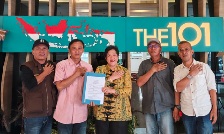 Sepakat Kerja Sama Kelola Sampah Anorganik, THE 101 Palembang-Bank Sampah Graha Pena Teken MoU